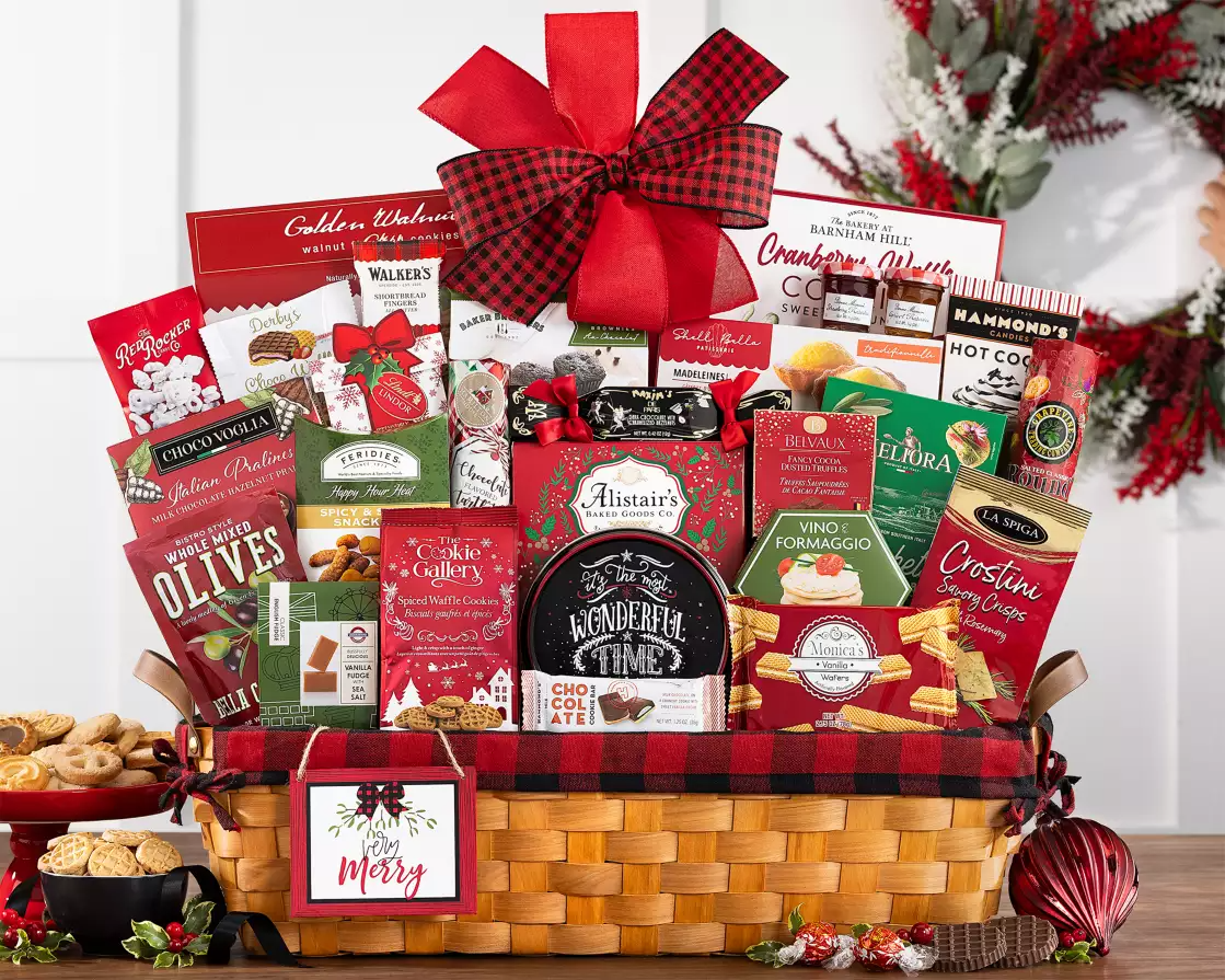 Grand Holiday gift basket for Christmas
