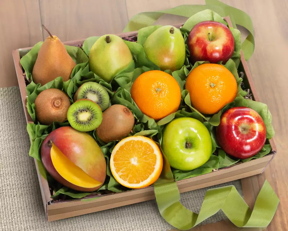 Organic Fresh fruit gift box