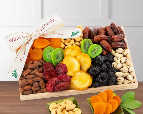 Dried fruit & nuts gift tray  Dried fruit & nuts gift tray
