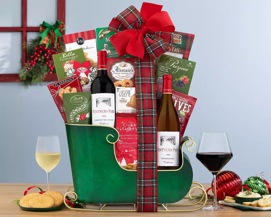 Holiday sleigh with red wine and h9,I day favourites Holiday sleigh with red wine and h9,I day favourites